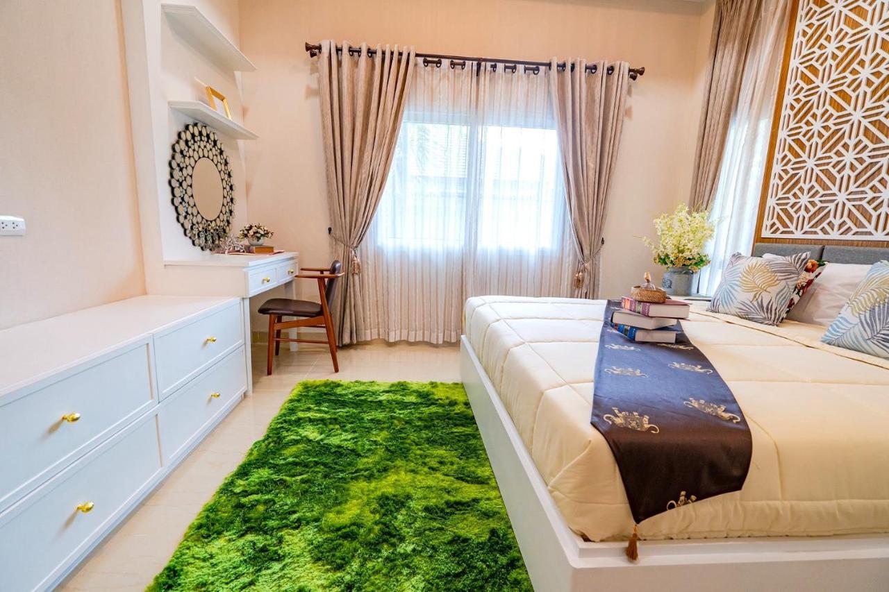 Silverlake Oasis : Pool Villa На Джомтиен Екстериор снимка